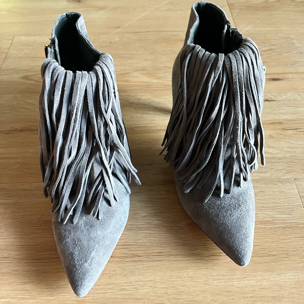 Brian Atwood fringe ankle suede gray boots booties 6.5